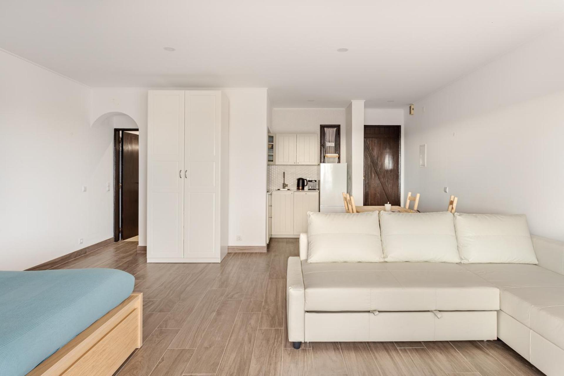 Estudio 24 Em Santa Barbara De Nexe - Faro Colmeal  Екстериор снимка
